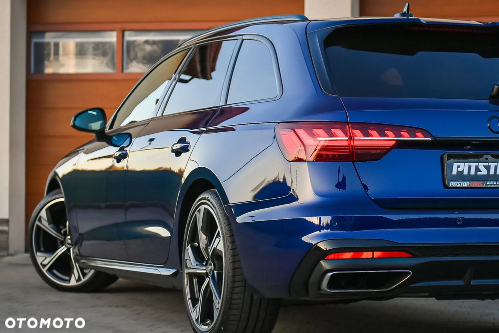Audi A4 Avant 40 TDI quattro S tronic S line - 12