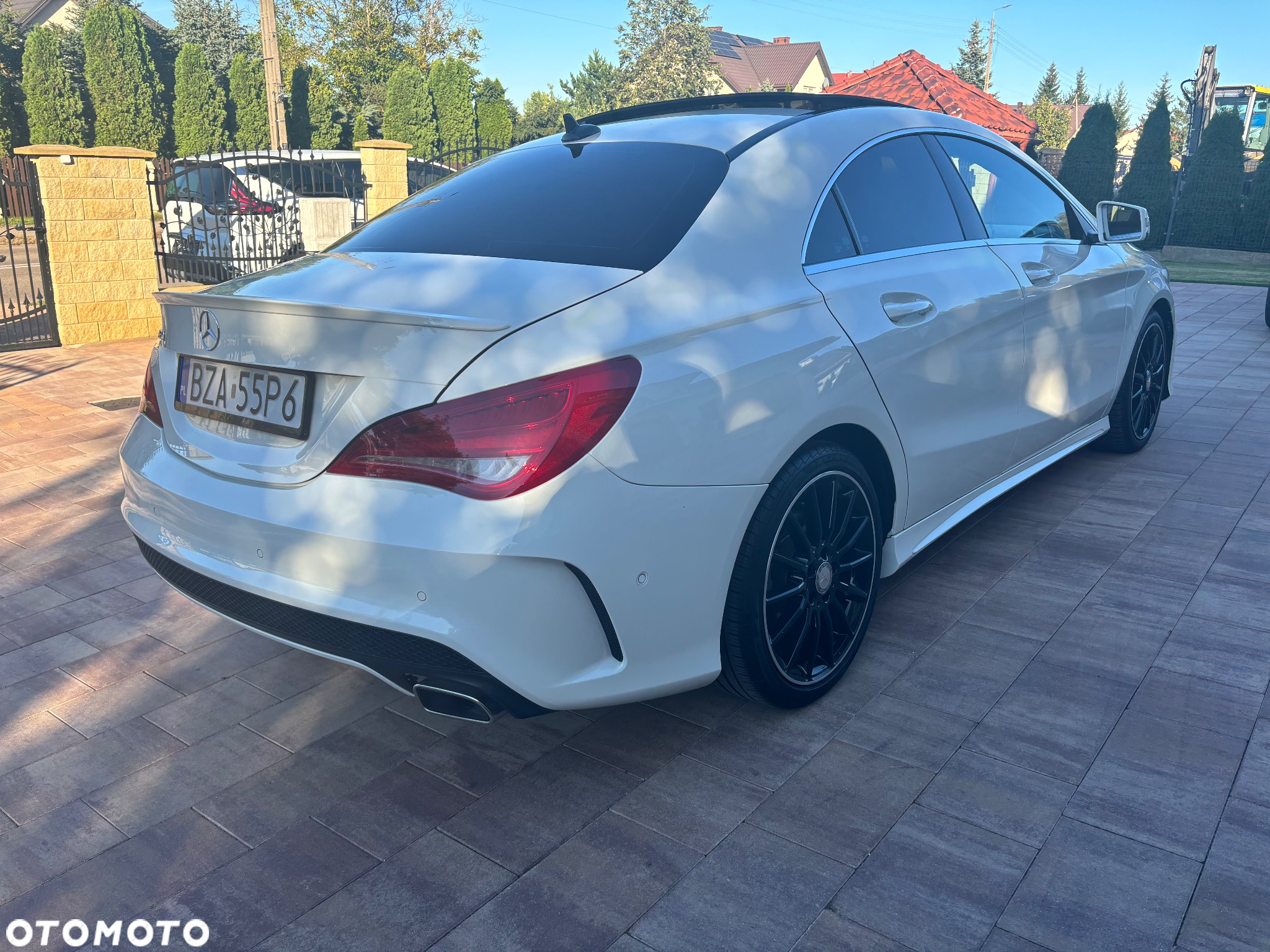 Mercedes-Benz CLA 250 7G-DCT AMG Line - 3