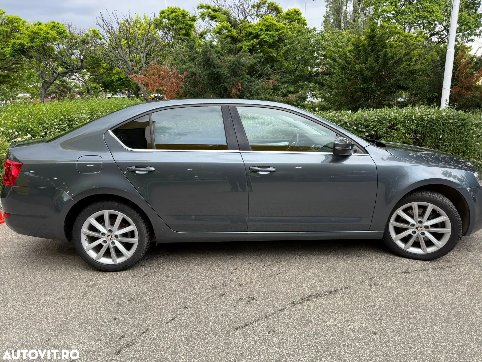 Skoda Octavia 1.8 TSI AMBITION DSG - 3