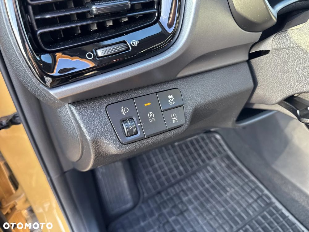 Kia Stonic 1.0 T-GDI L Business Line DCT - 20