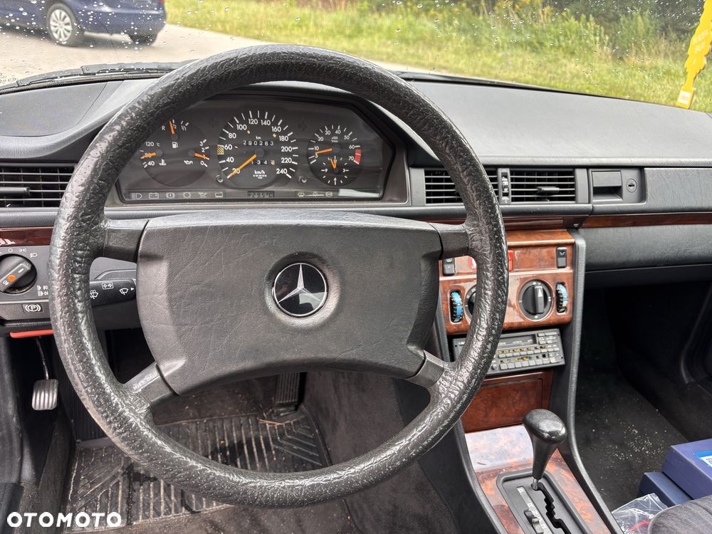 Mercedes-Benz W124 (1984-1993) - 6