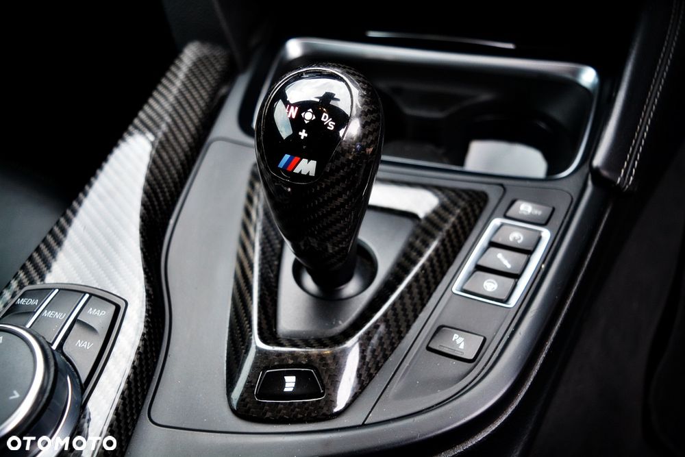 BMW M4 - 5