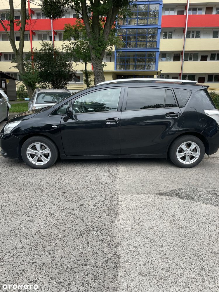 Toyota Verso - 3