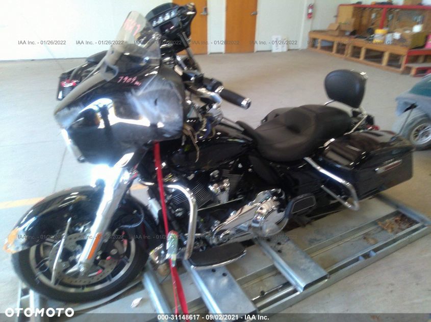 Harley-Davidson Touring Street Glide - 10