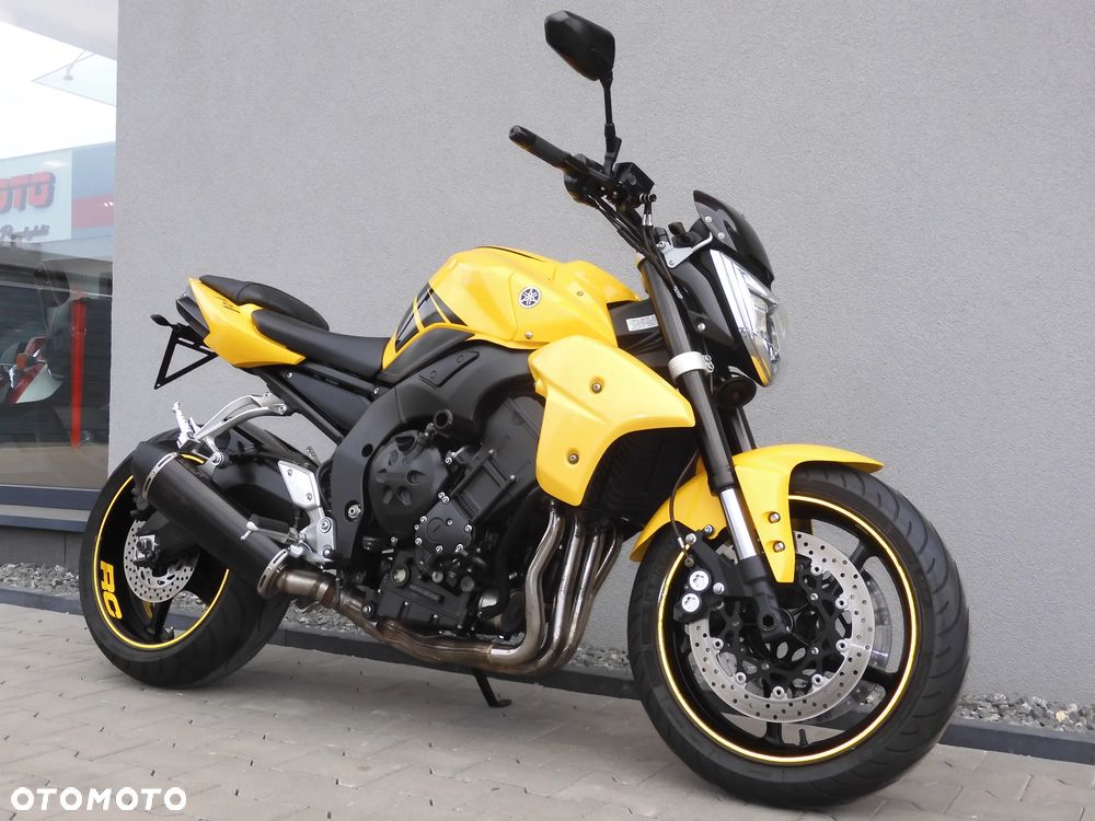 Yamaha FZ - 22