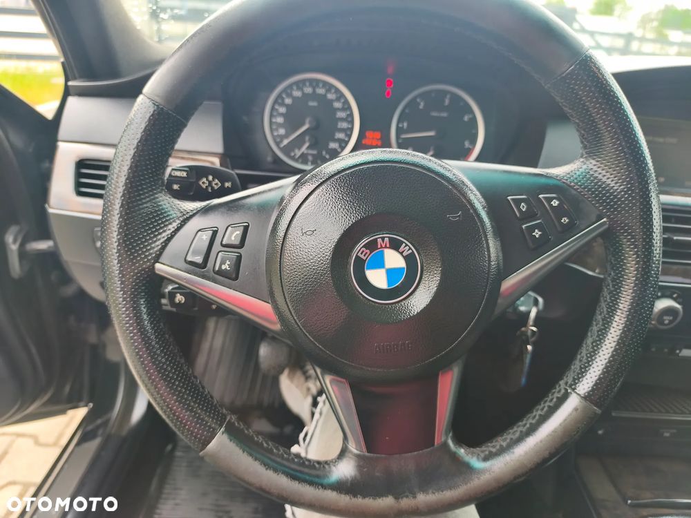 BMW Seria 5 530d - 29