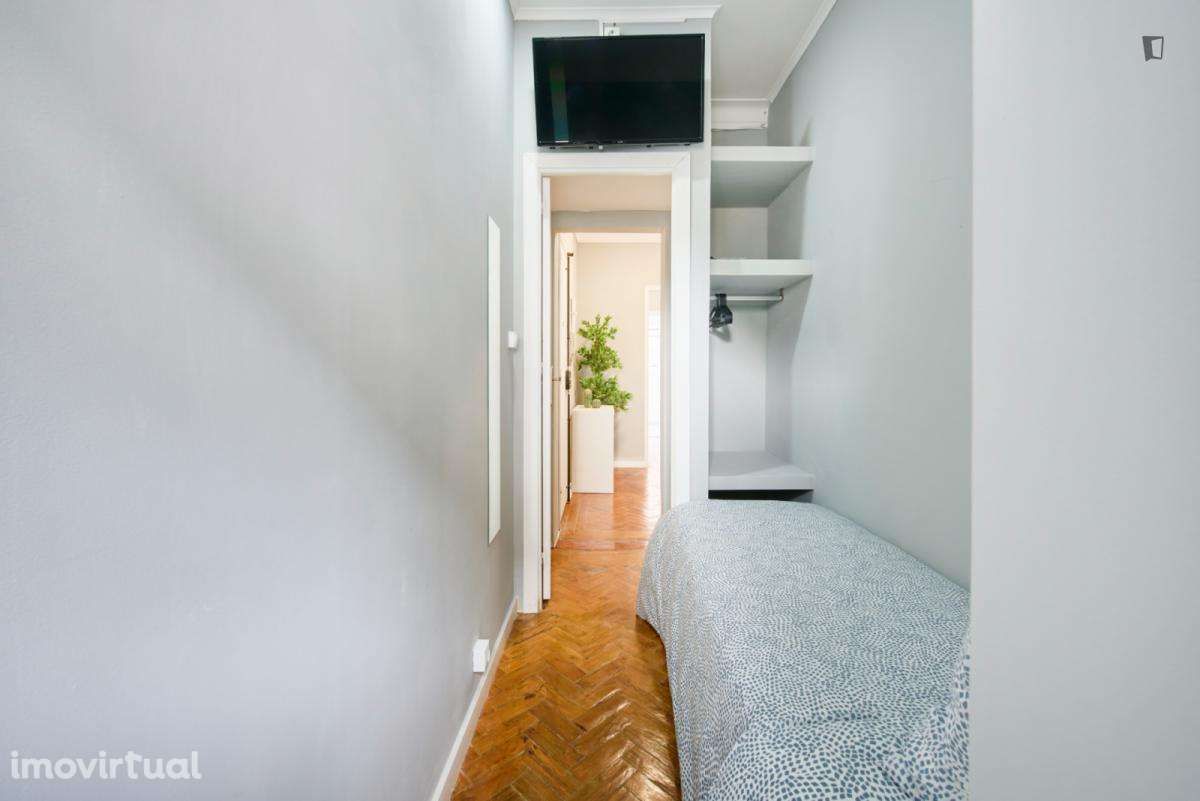 Quarto - localizado em Amadora Lisbon - Grande imagem: 4/29