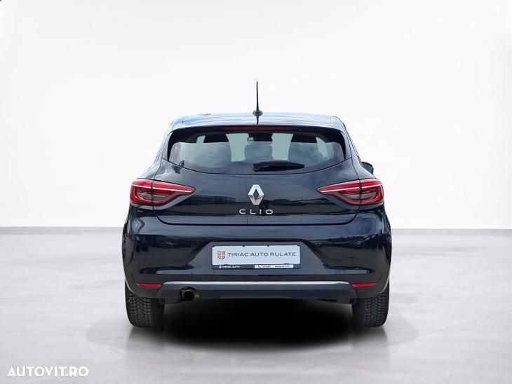 Renault Clio - 6