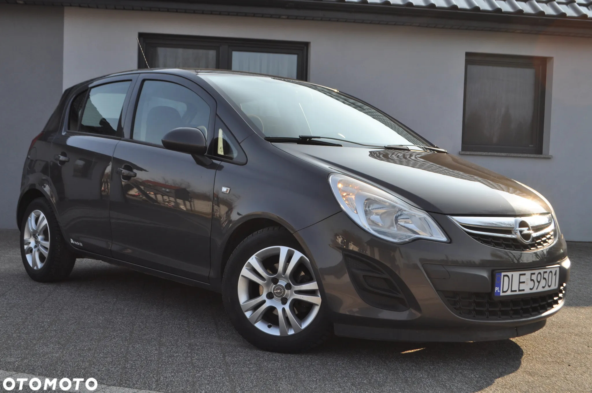 Opel Corsa 1.2 16V Edition / Active - 19