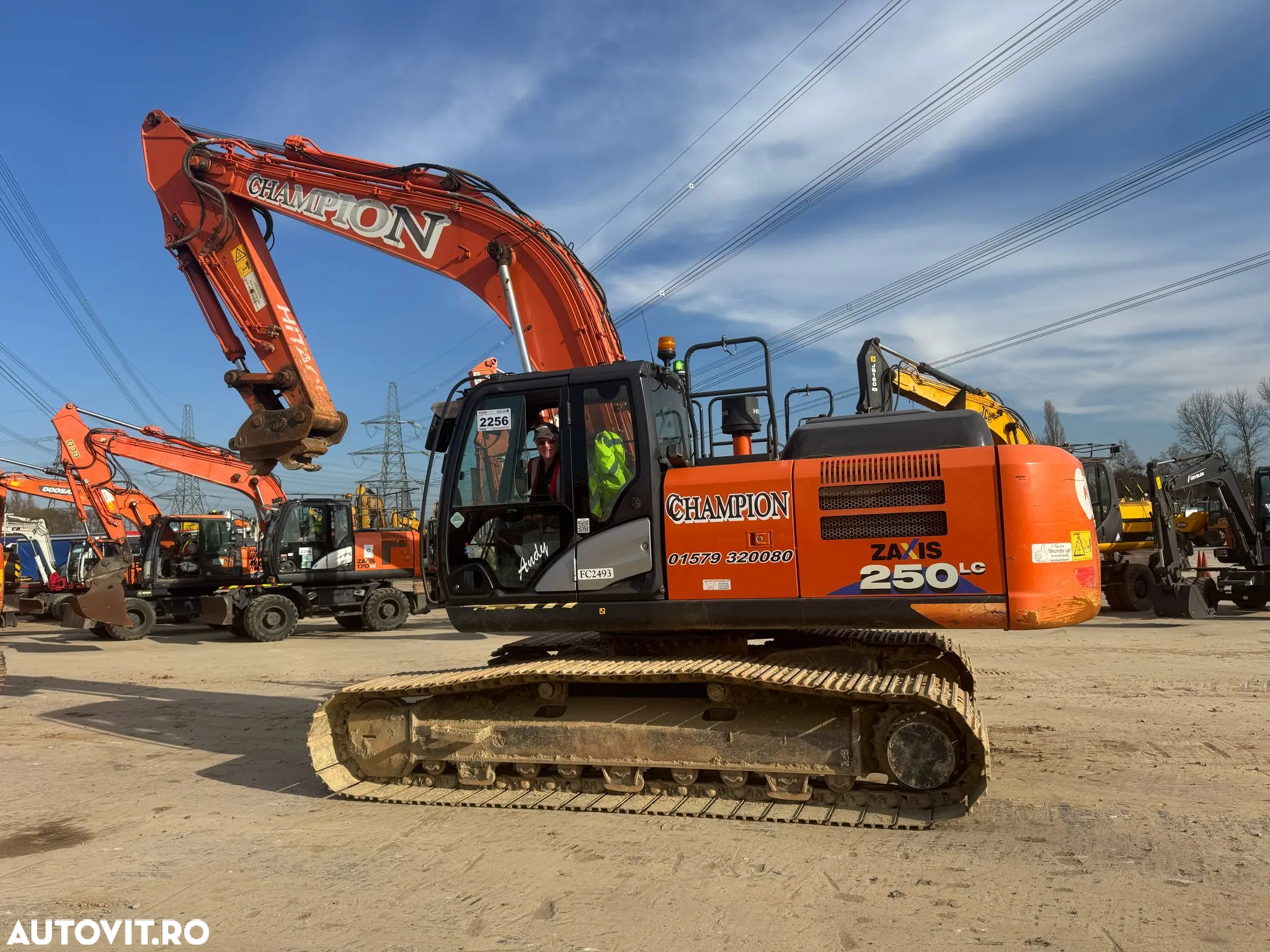Hitachi Zaxis ZX 250 LC -6 Excavator pe șenile - 2