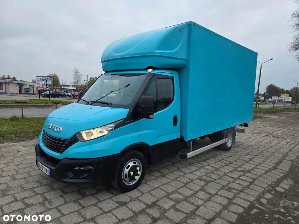 Iveco 35c16 Kontener+Winda