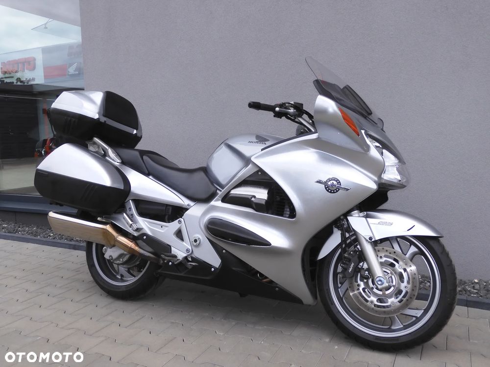 Honda ST - 2