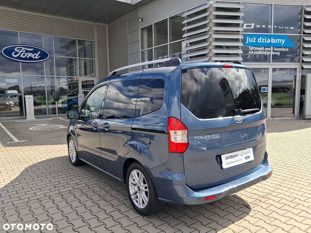 Ford Tourneo Courier 1.5 TDCi Titanium - 11
