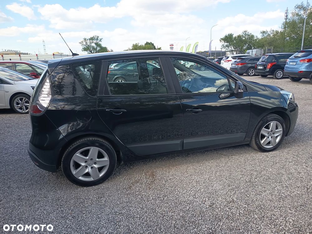 Renault Scenic 1.6 16V 110 TomTom Edition - 15