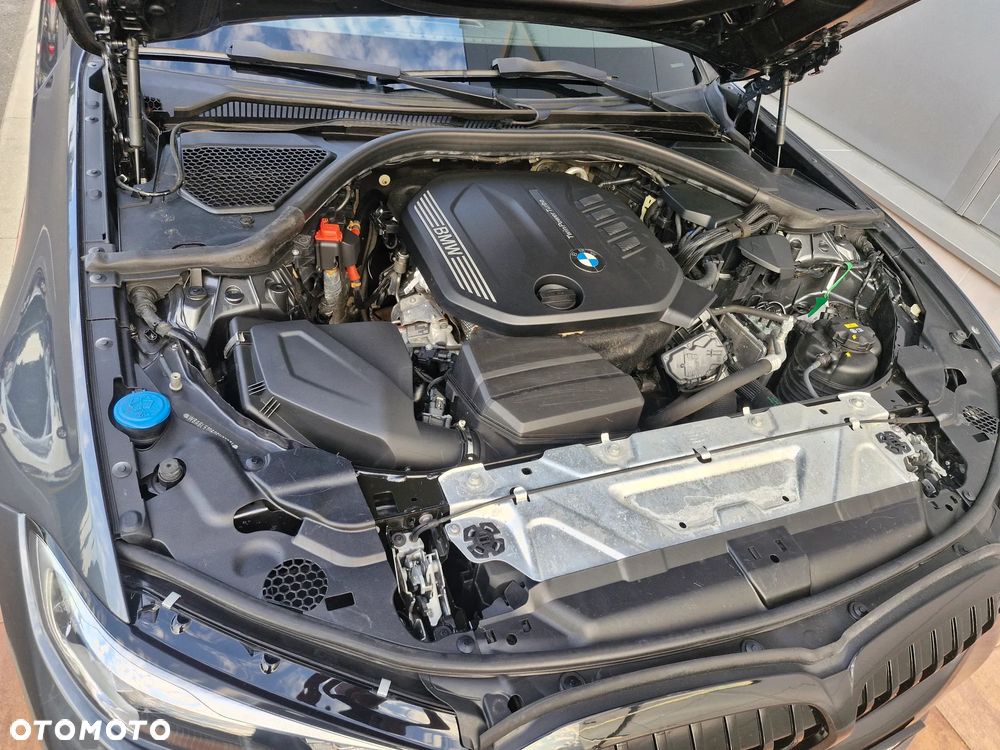 BMW Seria 3 320d Edition M Sport Shadow - 30
