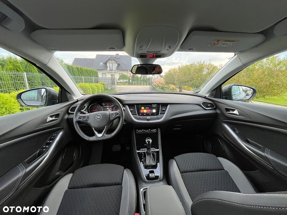 Opel Grandland 1.2 DI Automatik Business Elegance - 9