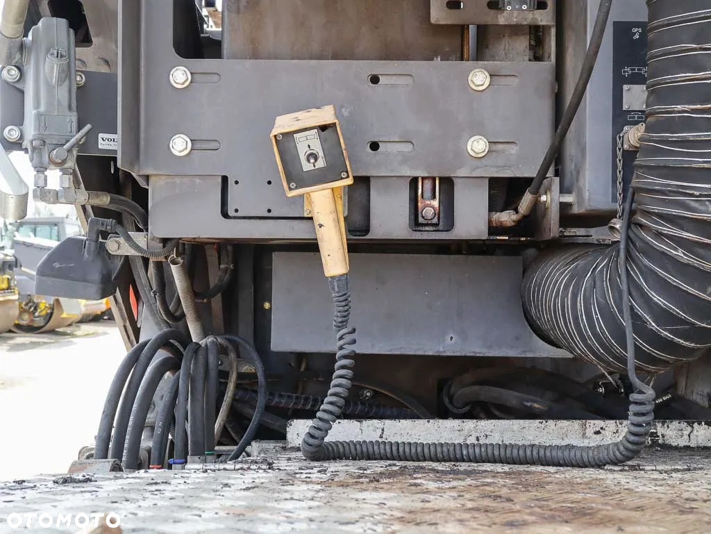 Volvo ABG P6820C - 31