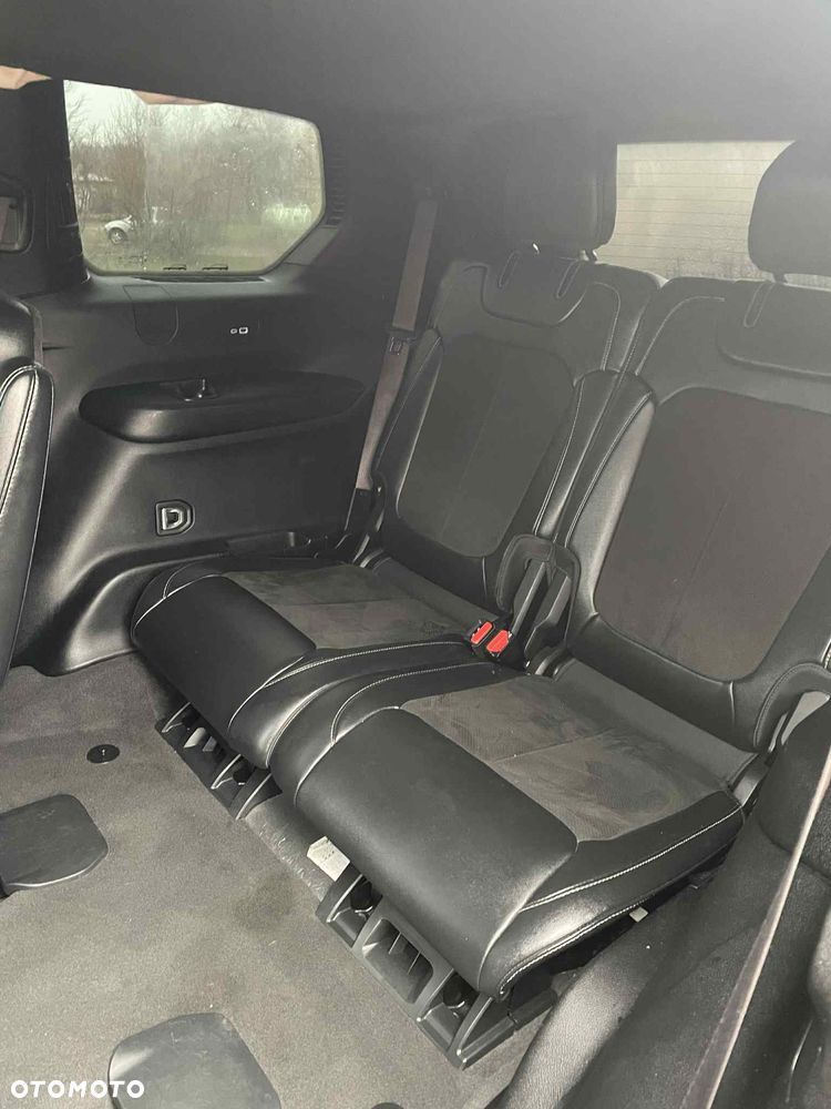 Jeep Grand Cherokee - 22