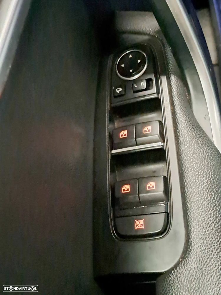 Kia Ceed SW 1.6 CRDi TX - 12