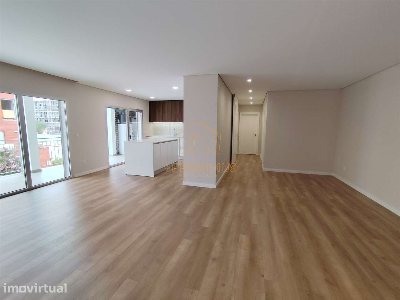 Apartamento T3 c/ garagem - Figueira da Foz - Grande imagem: 2/13