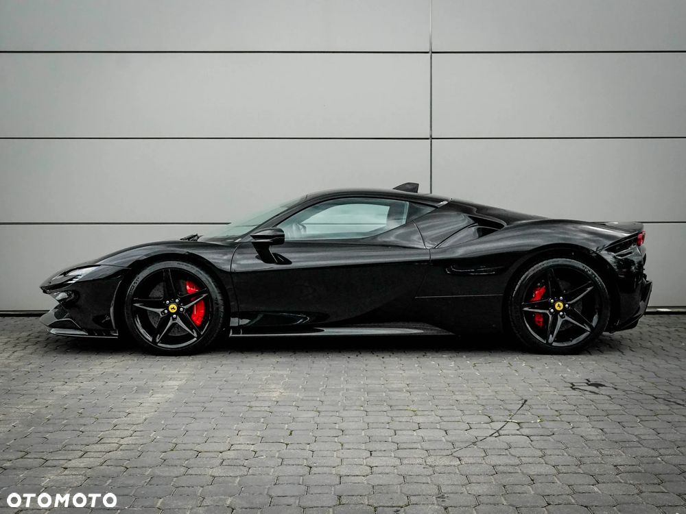 Ferrari SF90 Stradale - 4