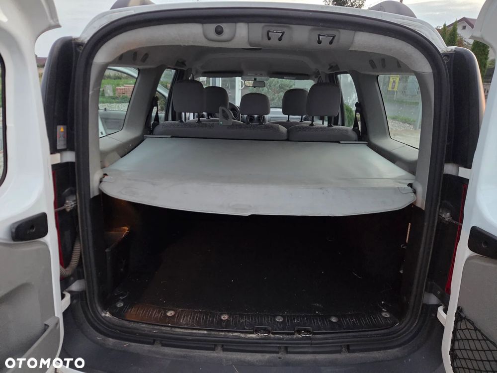 Dacia Logan - 12