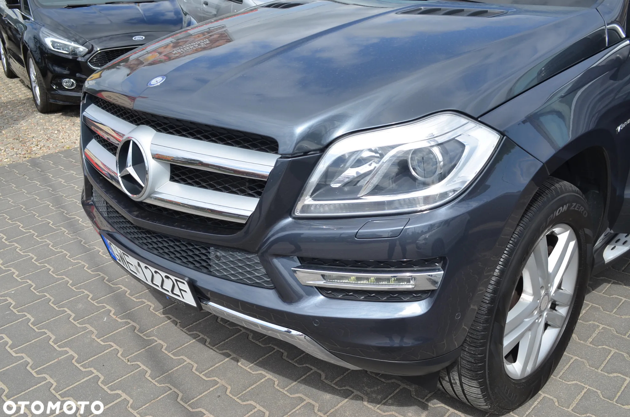 Mercedes-Benz GL - 6
