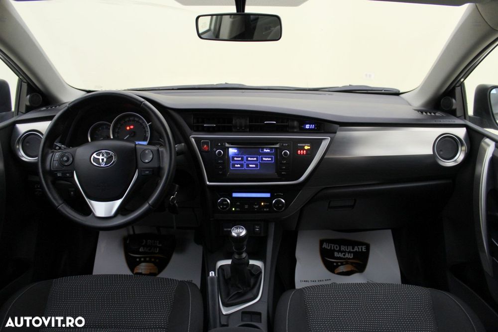 Toyota Auris - 8