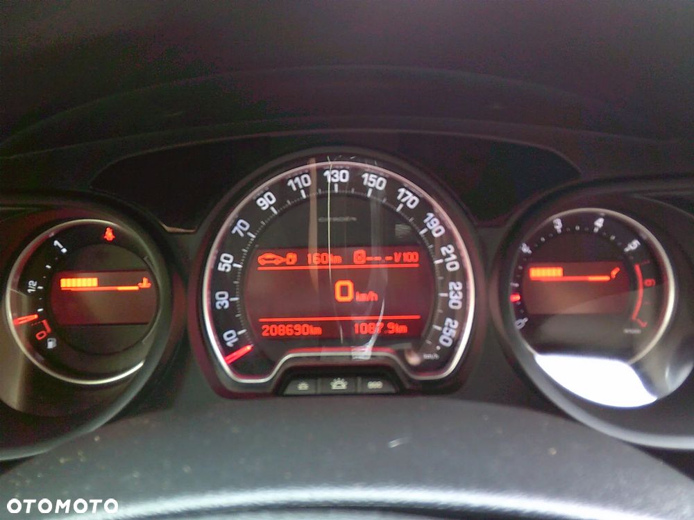 Citroën C5 Tourer 1.8 16V Style - 26