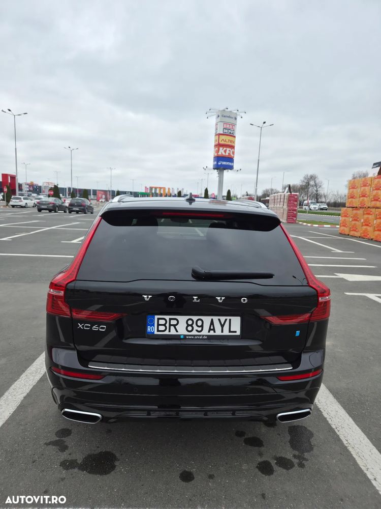 Volvo XC 60 D4 AWD Geartronic RDesign - 4