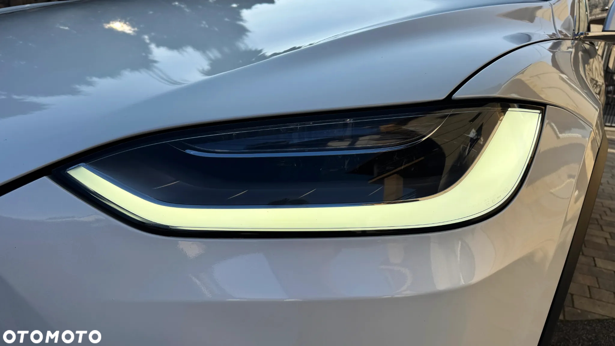 Tesla Model X Long Range Plus - 16