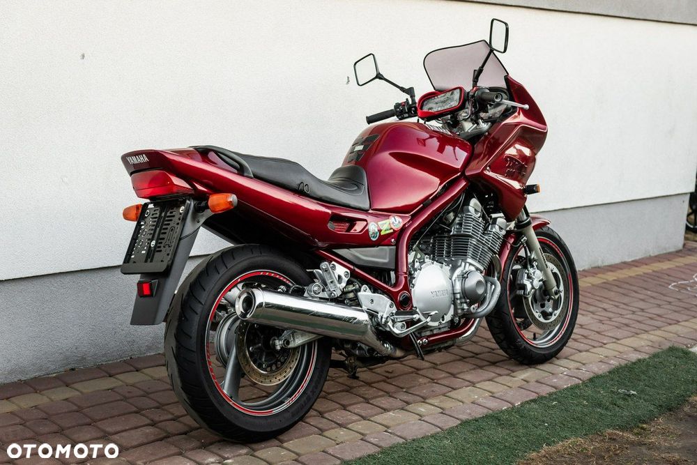 Yamaha XJ - 3