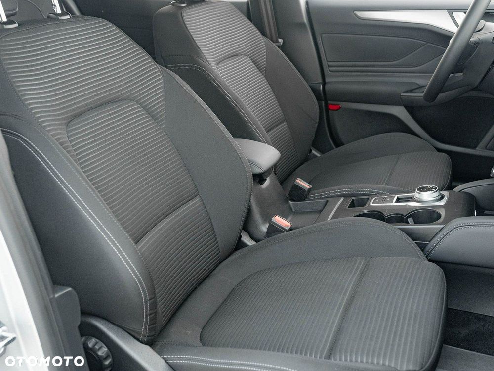 Ford Focus 1.5 EcoBlue Titanium X - 32