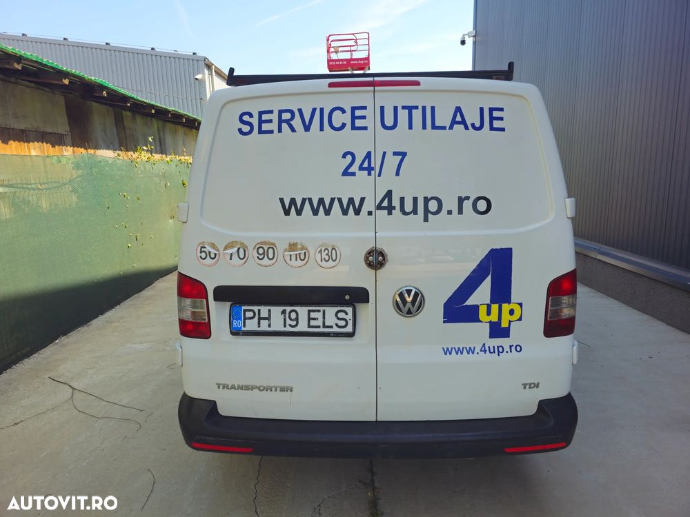 Volkswagen Transporter - 4