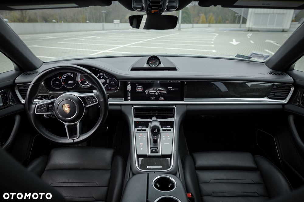 Porsche Panamera 4S - 8