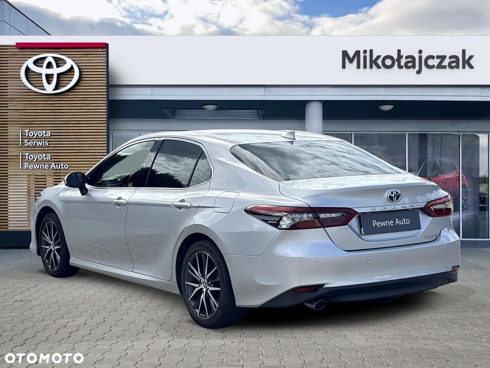 Toyota Camry 2.5 Hybrid Executive CVT - 6