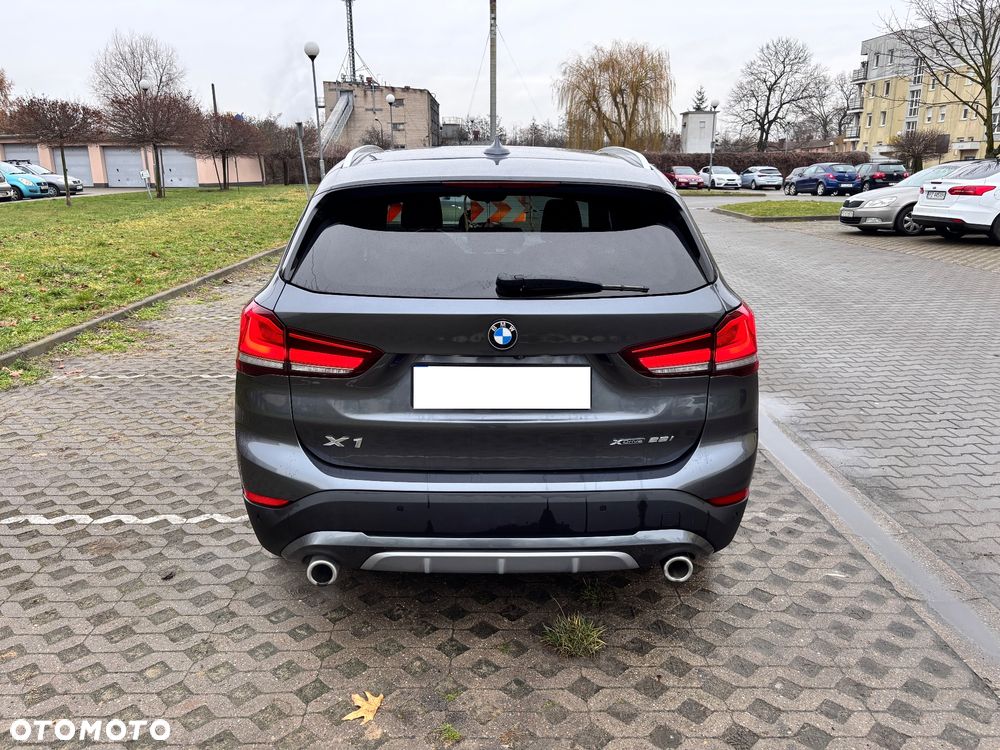 BMW X1 - 22