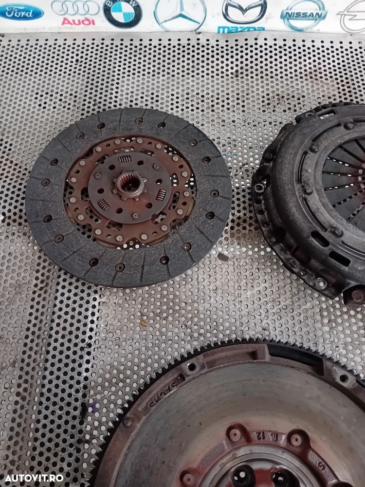 Kit Ambreiaj Volanta Masa Dubla Vw Passat B6 Skoda Octavia Touran Golf 2.0 Tdi 6+1 - 4