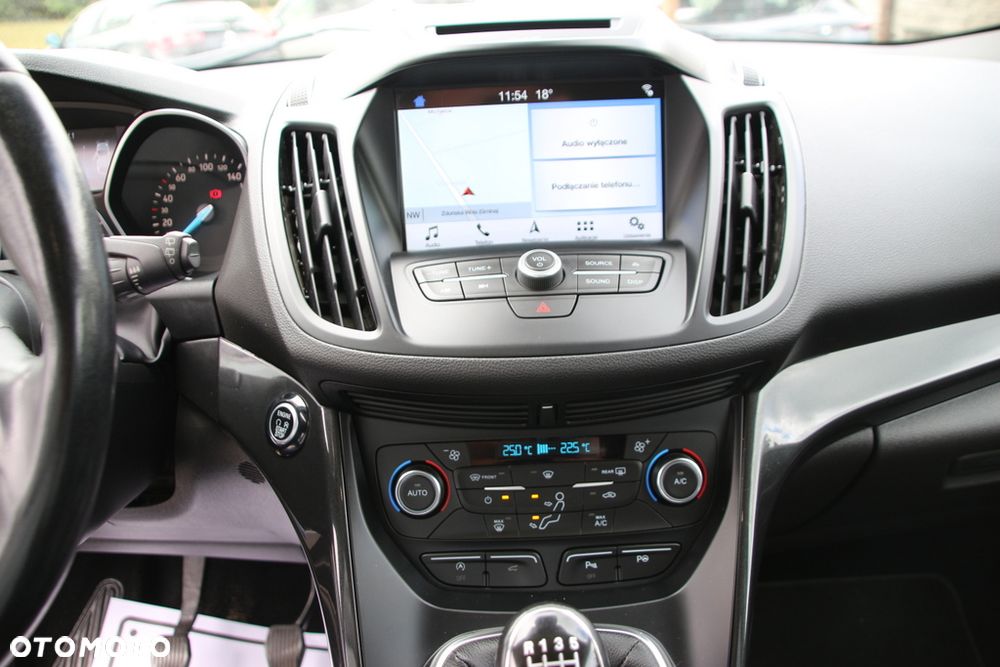Ford Kuga 1.5 EcoBoost 2x4 SYNC - 14
