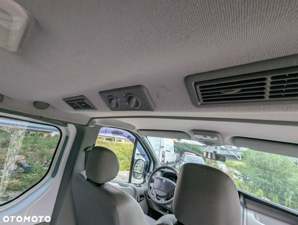 Renault Trafic - 17