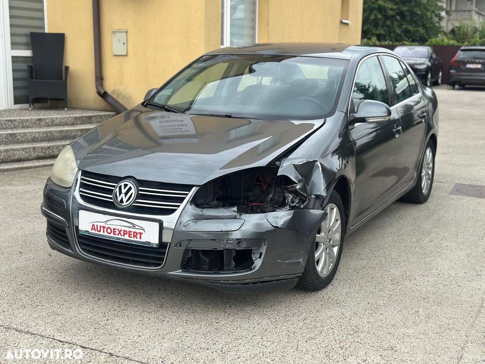 Volkswagen Jetta 1.9 TDI Comfortline - 3