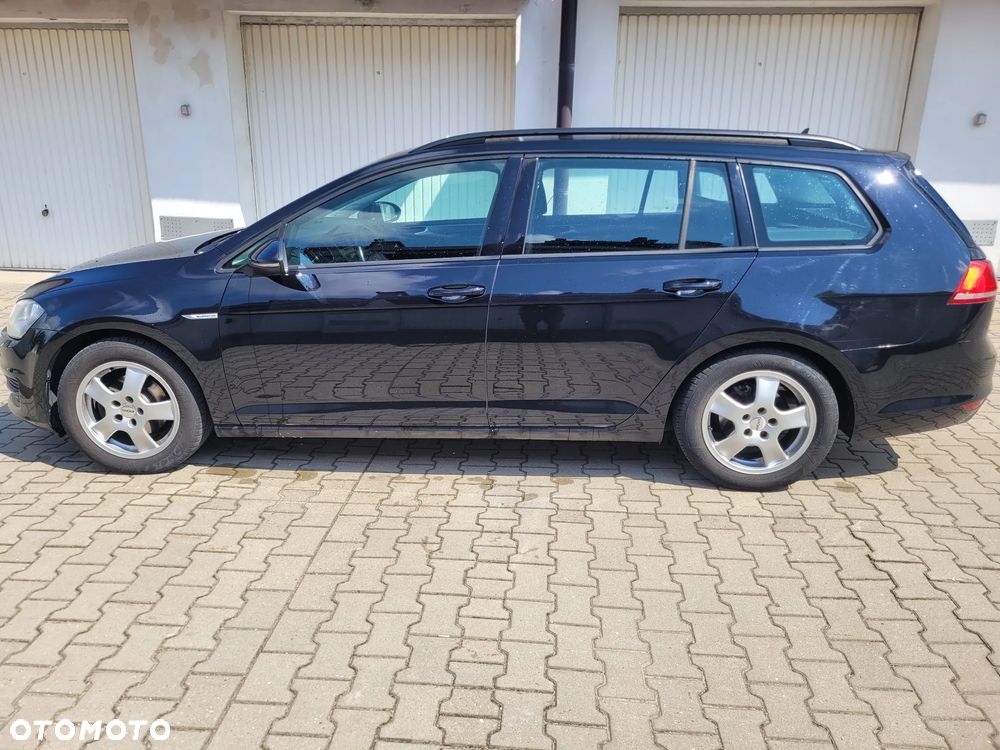 Volkswagen Golf 1.6 TDI BlueMotion Trendline - 5