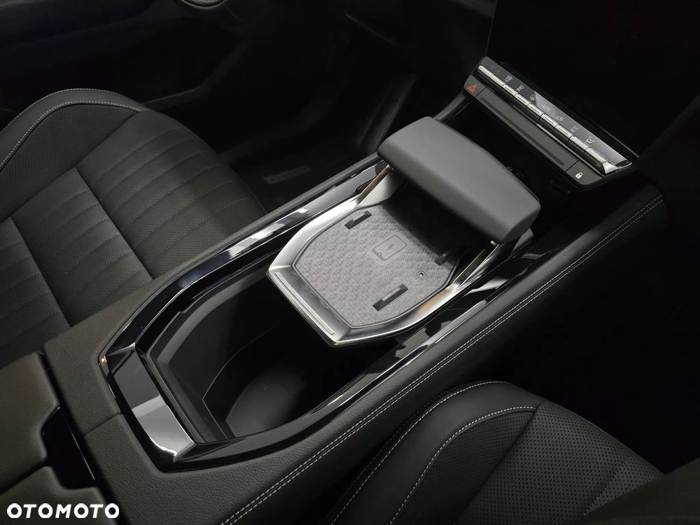 Renault Espace 1.2 E-Tech Full Hybrid 200 Iconic MMT 5os - 24