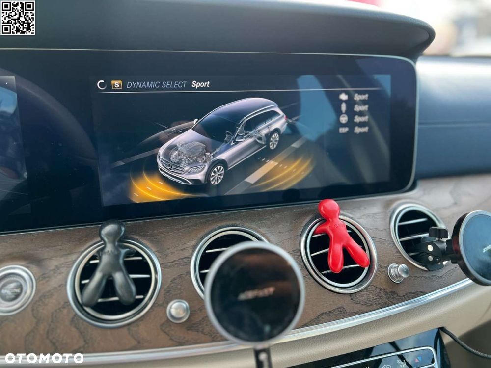 Mercedes-Benz Klasa E - 4