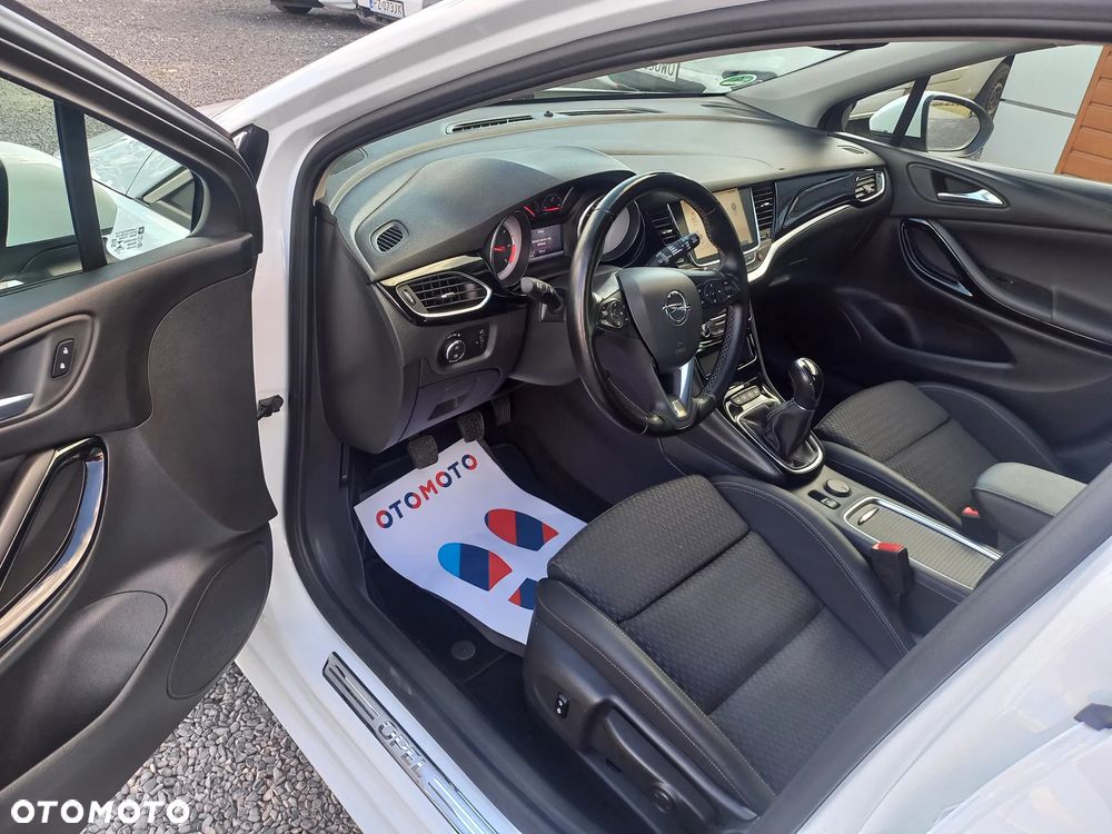 Opel Astra 1.6 CDTI Dynamic S&S - 16