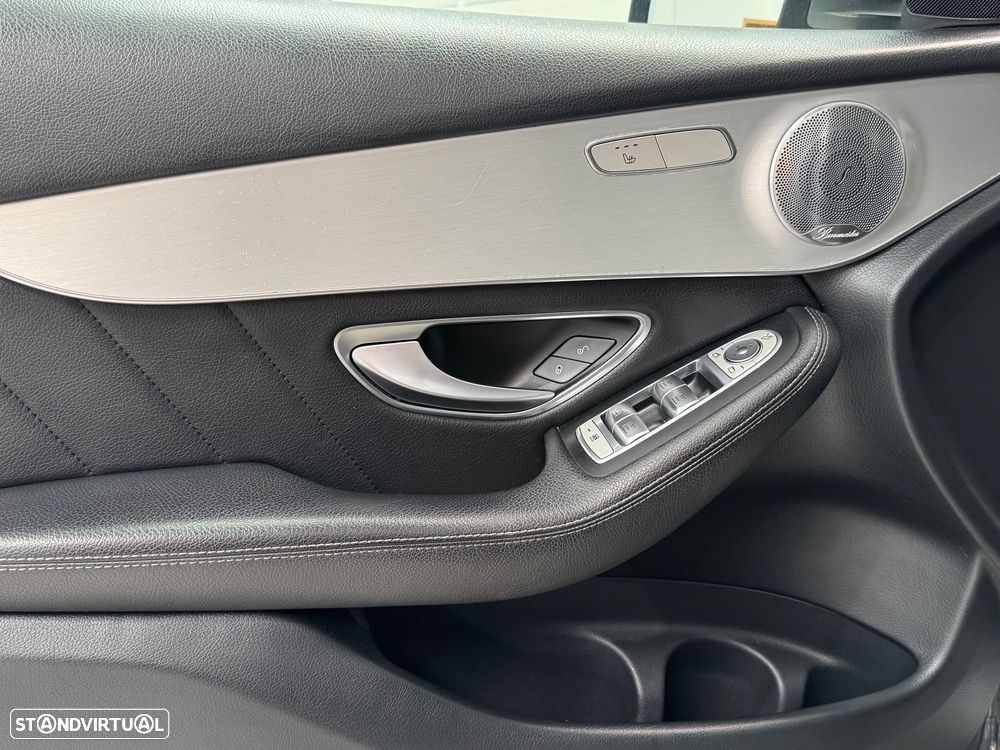 Mercedes-Benz GLC 220 d 4Matic 9G-TRONIC AMG Line - 19