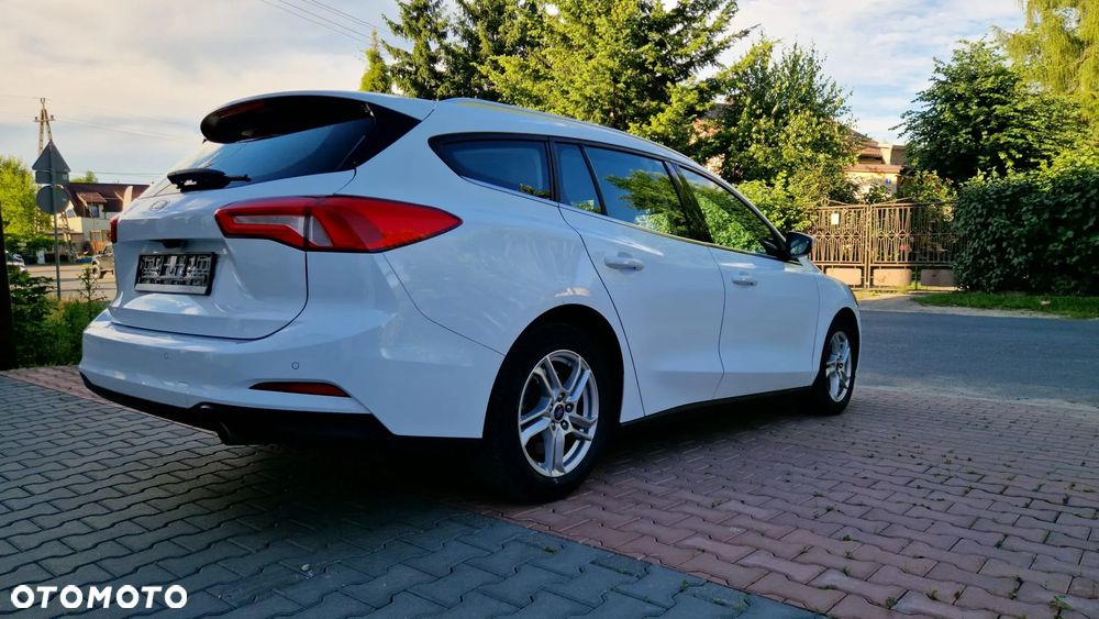 Ford Focus - 11