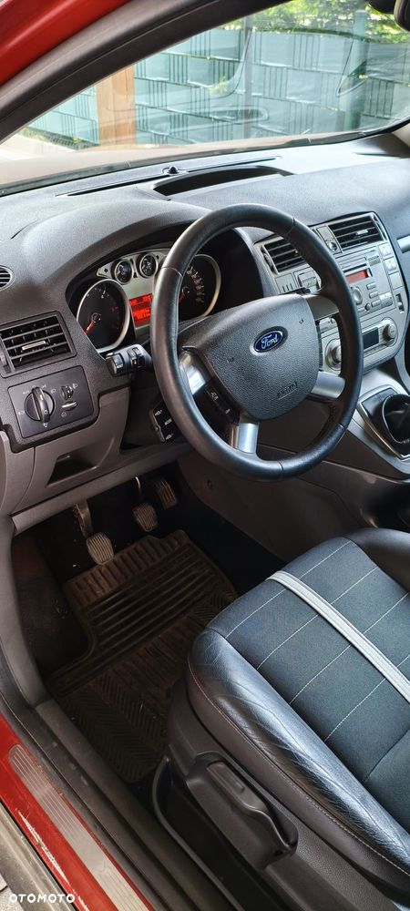 Ford Kuga 2.0 TDCi Trend FWD - 12