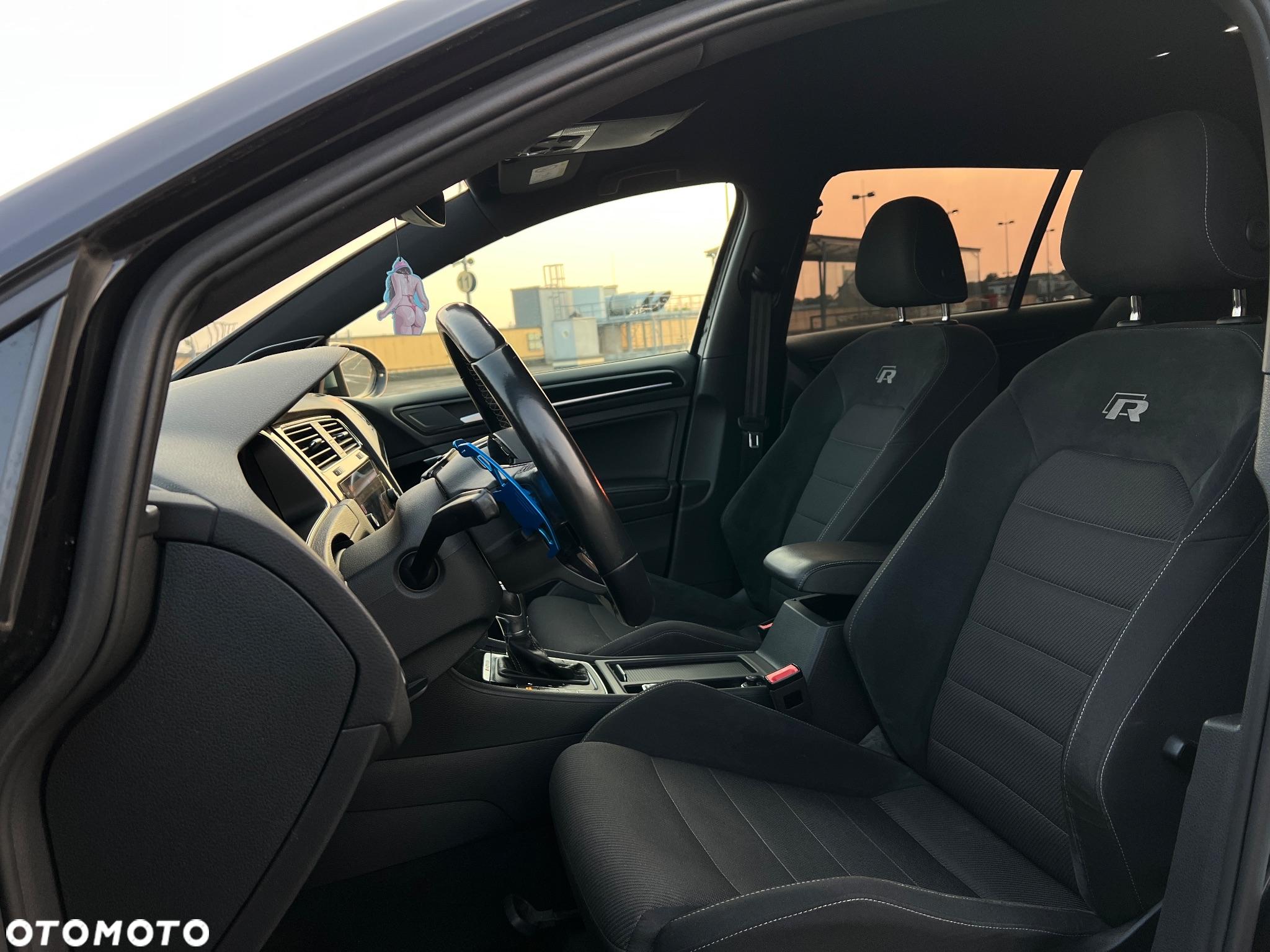 Volkswagen Golf VII 2.0 TSI BMT 4Mot R DSG - 11