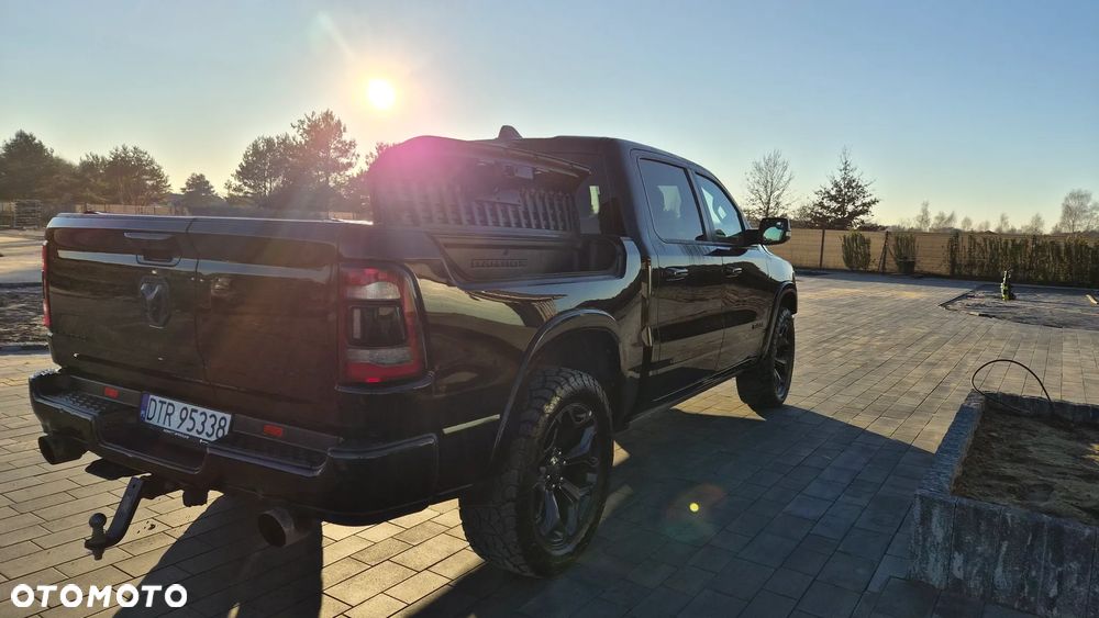 RAM 1500 5.7 Crew Cab Shortbed Limited Black - 11